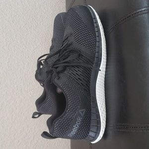 Reebok Athletic composite toe work Shoe